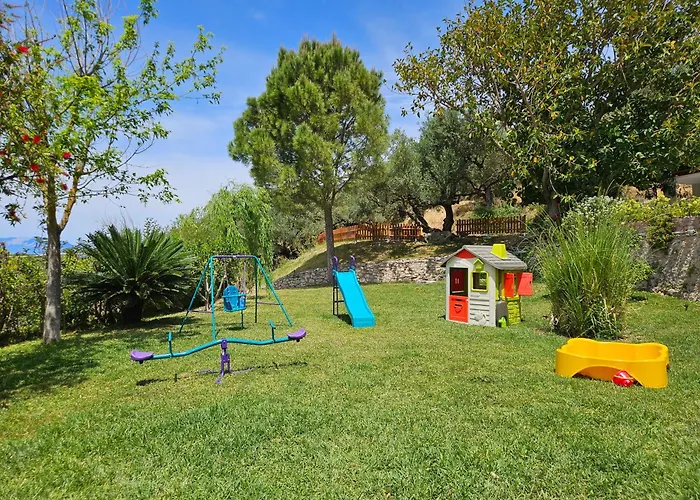 Prázdninový dům Kymanemi Zakynthos House Áno Yerakaríon