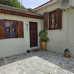 Дом отдыха Kymanemi Zakynthos House *